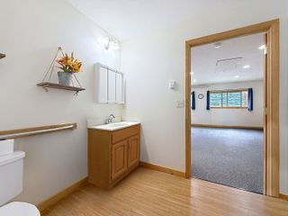 1/2 Bath/Bonus Room 