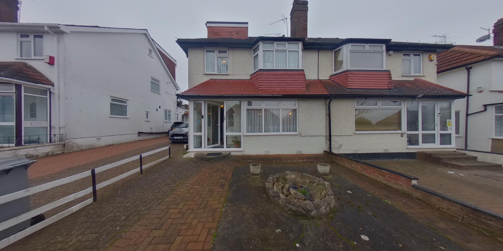 51 Alder Grove, 360 Tour