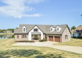 839 E. Lakeshore Drive