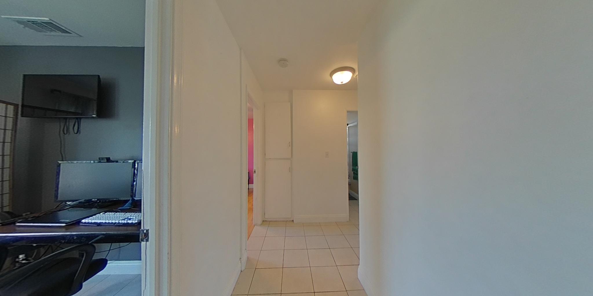 R0012977