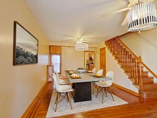 Vitually Staged Dining-Room