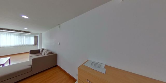 Living & Dinning Room - 01