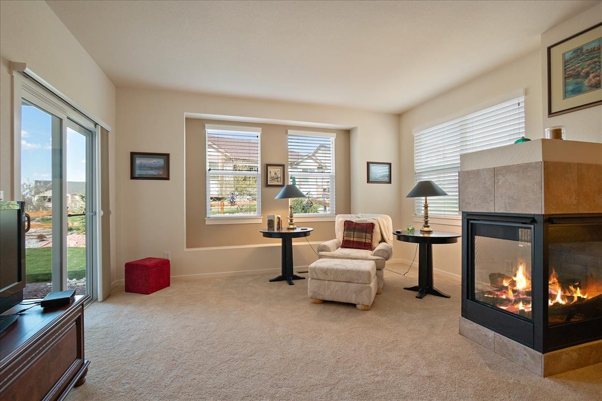 21-Master-Sitting-Area