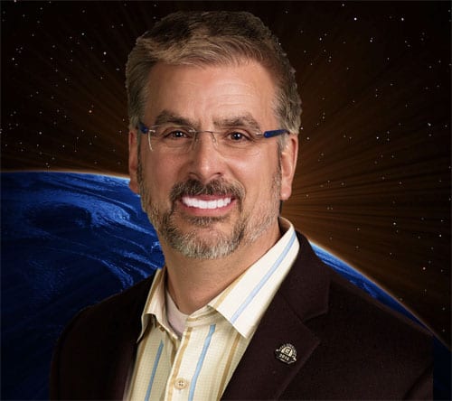 dave-head-Shot-w-space-2019-01-31-at-10 dave-head-Shot-w-space-2019-01-31-at-10