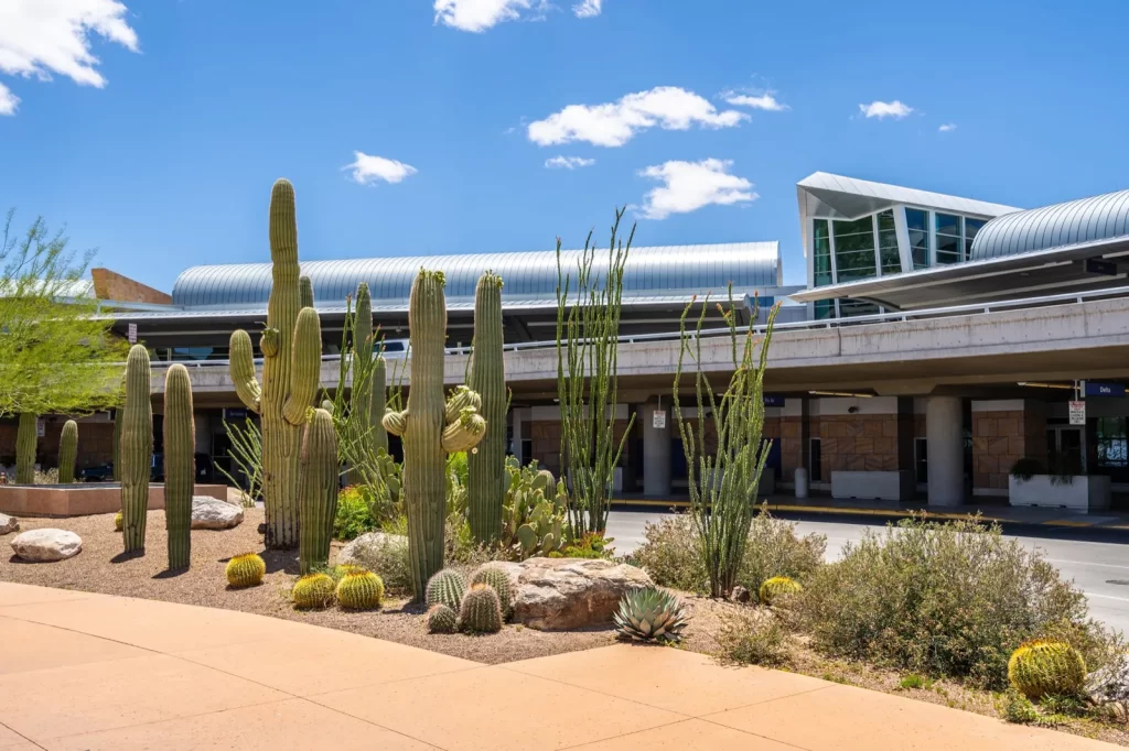 Tucson to Phoenix Airport Shuttle: How to Get From Tucson to PHX for Your Flight