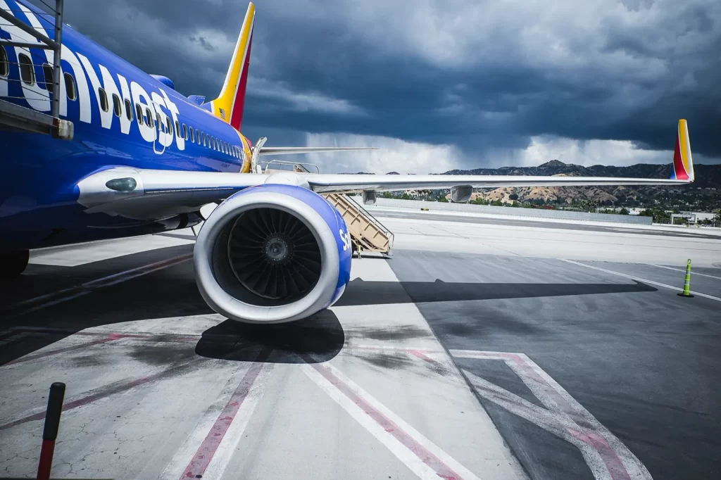 Burbank Airport (BUR) to LAX: How to Transfer Between Los Angeles Airports