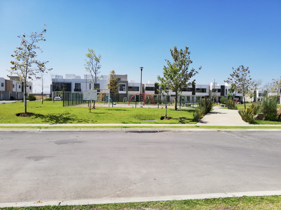 Casa en venta, La moraleja, Zapopan, Jalisco Casas y Terrenos