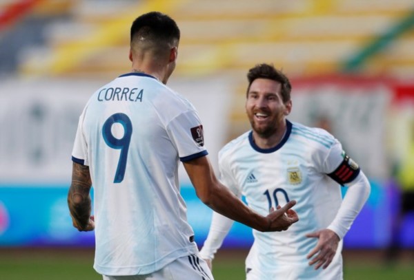 Correa ingresó y le dio el triunfo a Argentina con un estupendo remate de zurda.