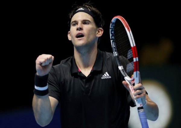 Thiem vence en un partido vertiginoso a un combativo Djokovic.