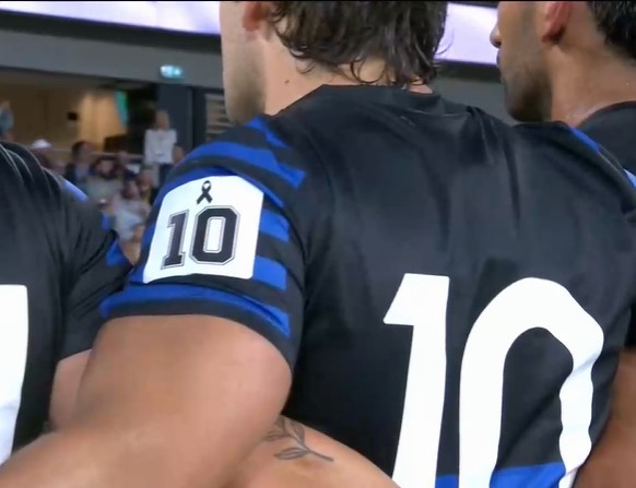 Esta vez, Los Pumas homenajearon a Maradona con un parche con el número 10.