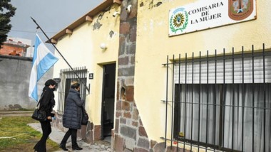 Nadia Garay, en la Comisaría de la Mujer donde radicó una denuncia.