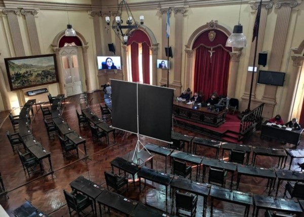 la Cámara de Diputados rechazara el tratamiento de un proyecto que prevé el testeo masivo de trabajadores de la Salud en la provincia.