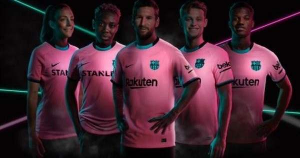 Con Lionel Messi como principal protagonista, el Barcelona presentó su nueva camiseta.