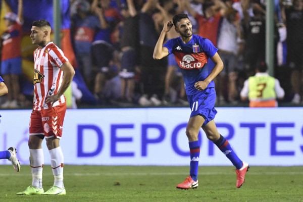 Cristian Zabala le dio el ascenso a Tigre con un golazo.