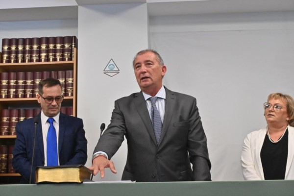  Daniel Esteban Báez