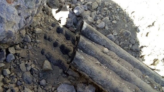 Un doble corte en la fibra óptica afecta desde la madruga los servicios de telefonía y de internet en la zona. 