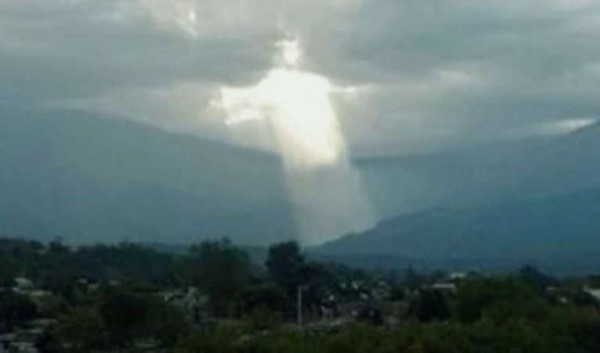 Jesús, ahora en los cielos de San Salvador de Jujuy.