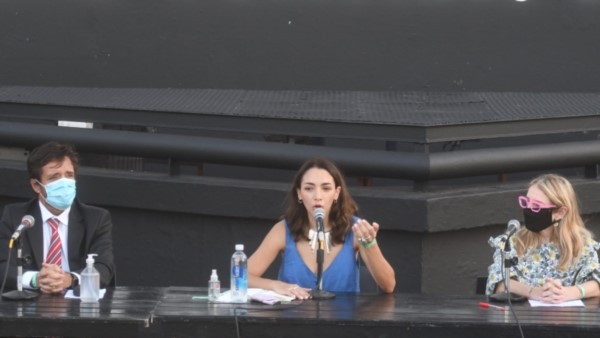 La actriz Thelma Fardin confirmó que la Justicia de Brasil investigará la denuncia que ella inició en 2018 en Nicaragua contra el actor Juan Darthés por violación.