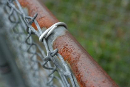 More rusting fence