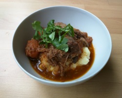 Vietnamese Beef Stew over Mash Potatoes
