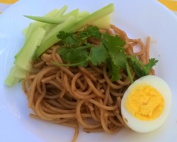 Noodles with Gochujang and Egg