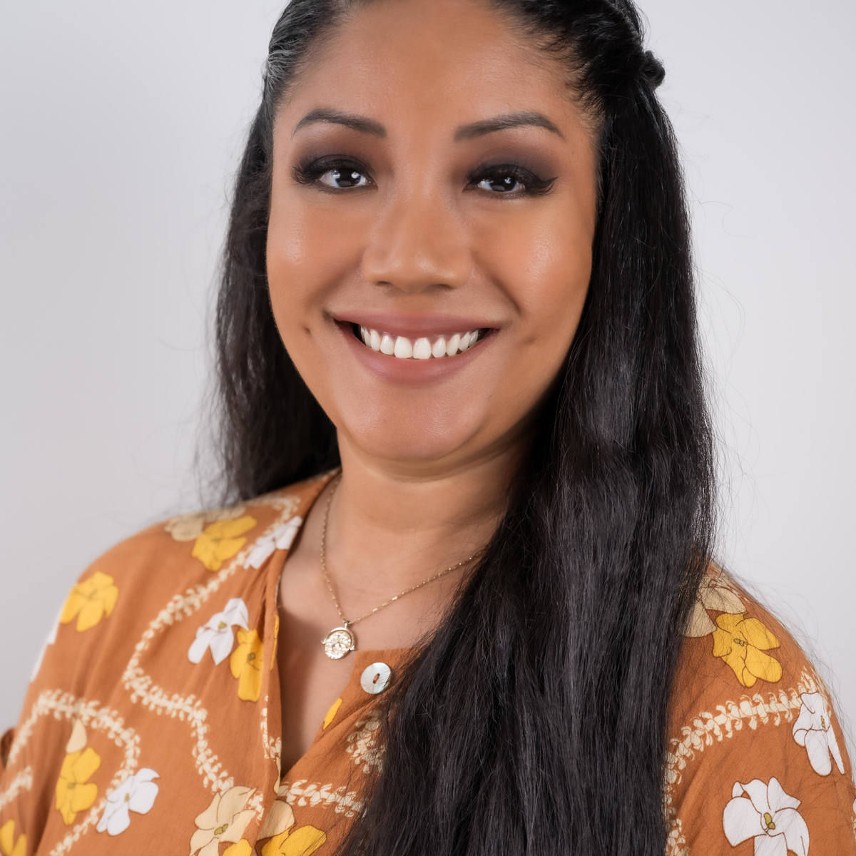 Naomi re headshot 2025