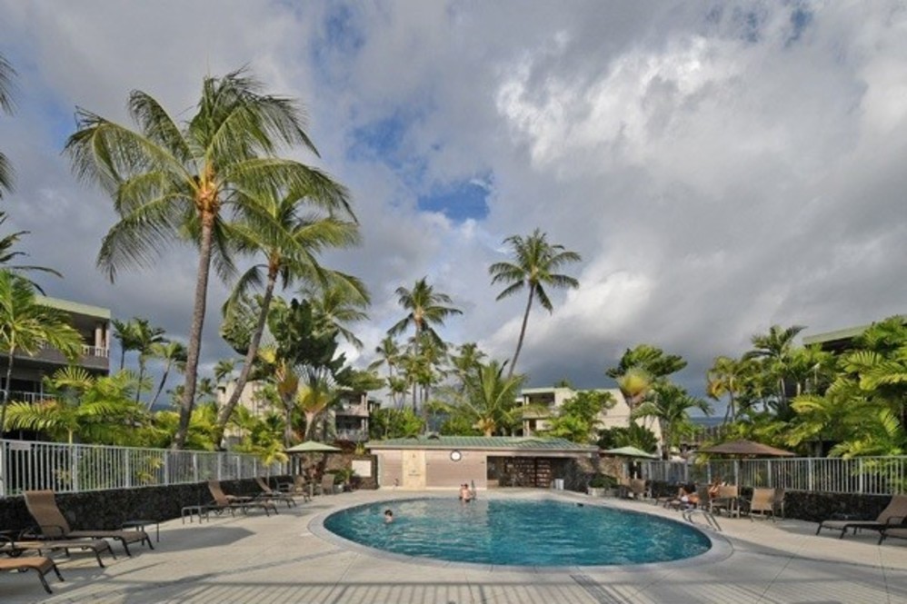 Alii Villas 112 Condo for Sale in KAILUAKONA 600306 Chadwick R