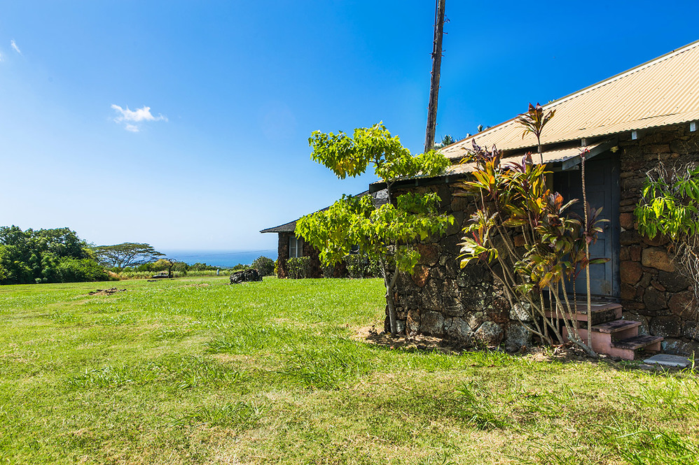 1 Brydeswood Ranch House for Sale in Kalaheo 289240 Hawaii Life