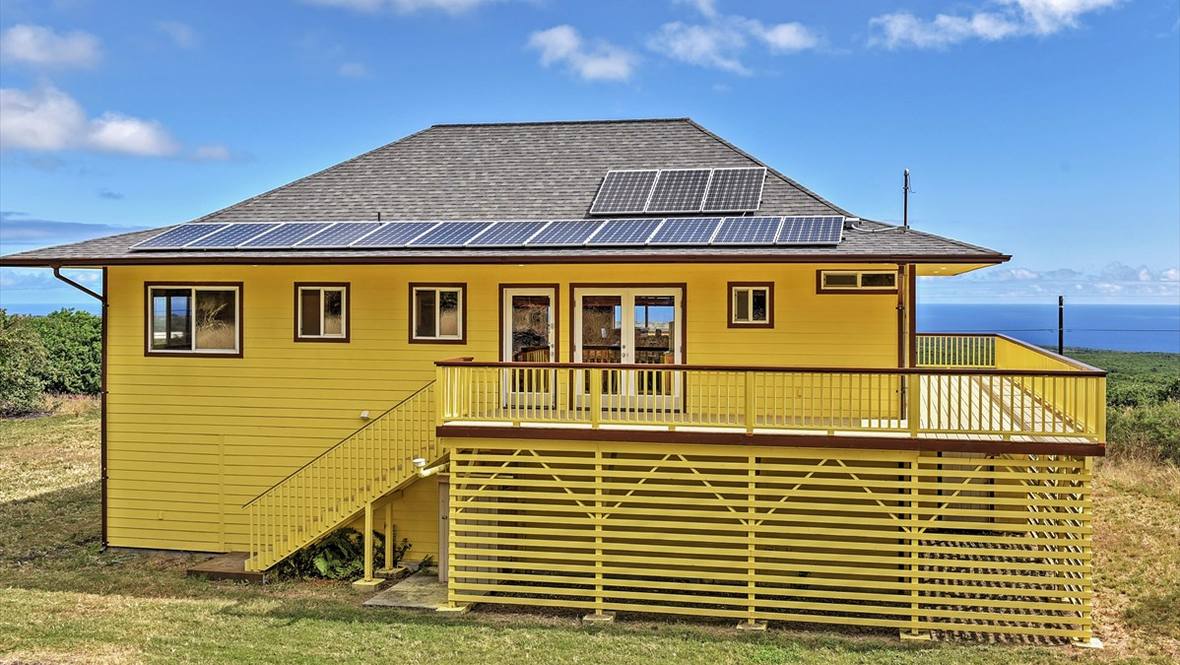 946458 MALULANI RD House for Sale in NAALEHU 610820 Jene Green