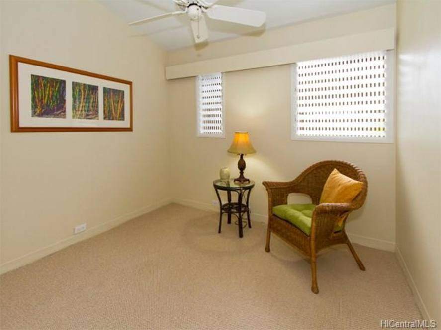 1240 Kahili Street House for Sale in Kailua 201414051 Cynthia