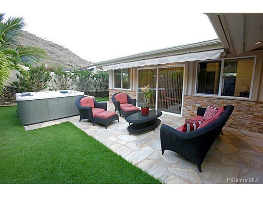 1023 Wainiha Street House for Sale in Honolulu 1112047 Julianna Garris Hawaii Life