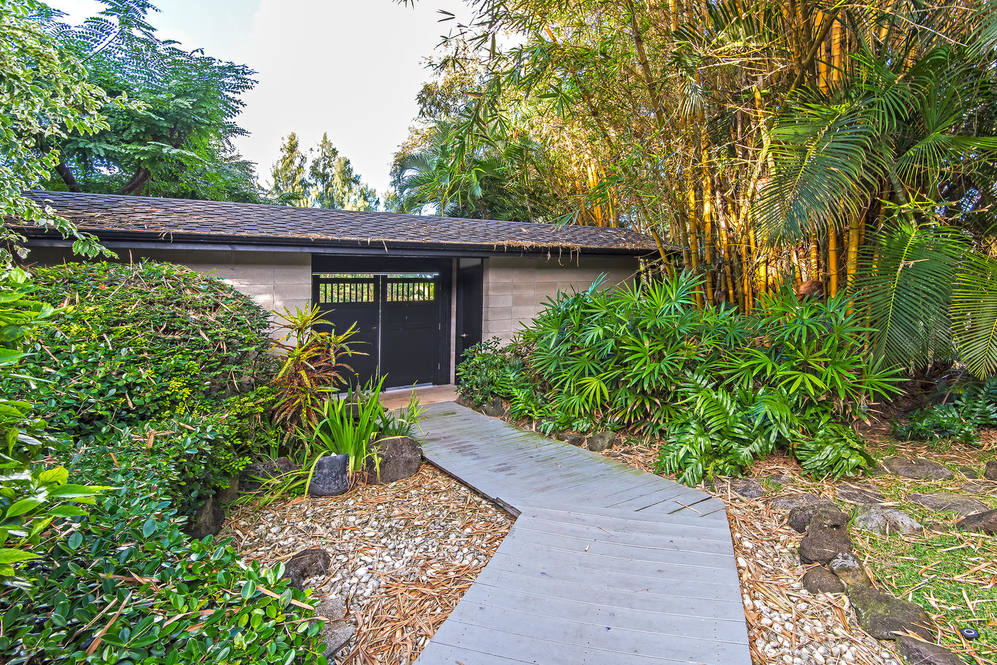 55249A Kamehameha Highway House for Sale in Laie 201800904 Erik