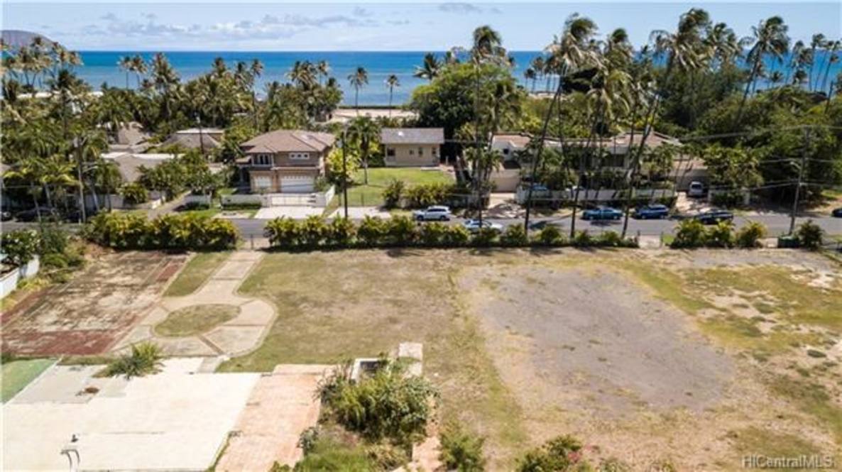 4758 Kahala Avenue Land for Sale in Honolulu 201810098 Erik