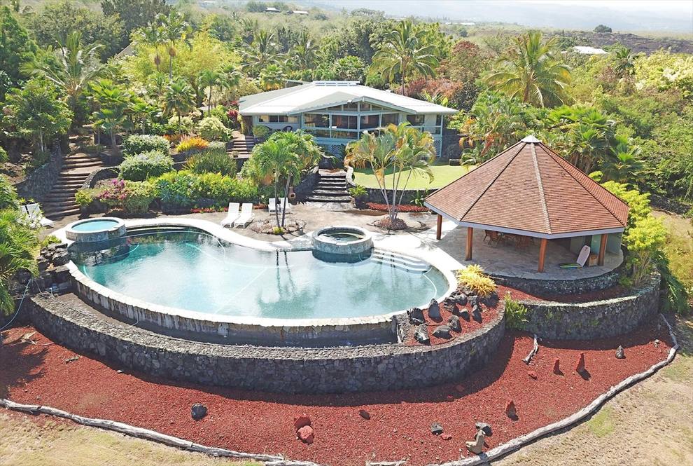 825929 LOWER NAPOOPOO RD House for Sale in CAPTAIN COOK 623745