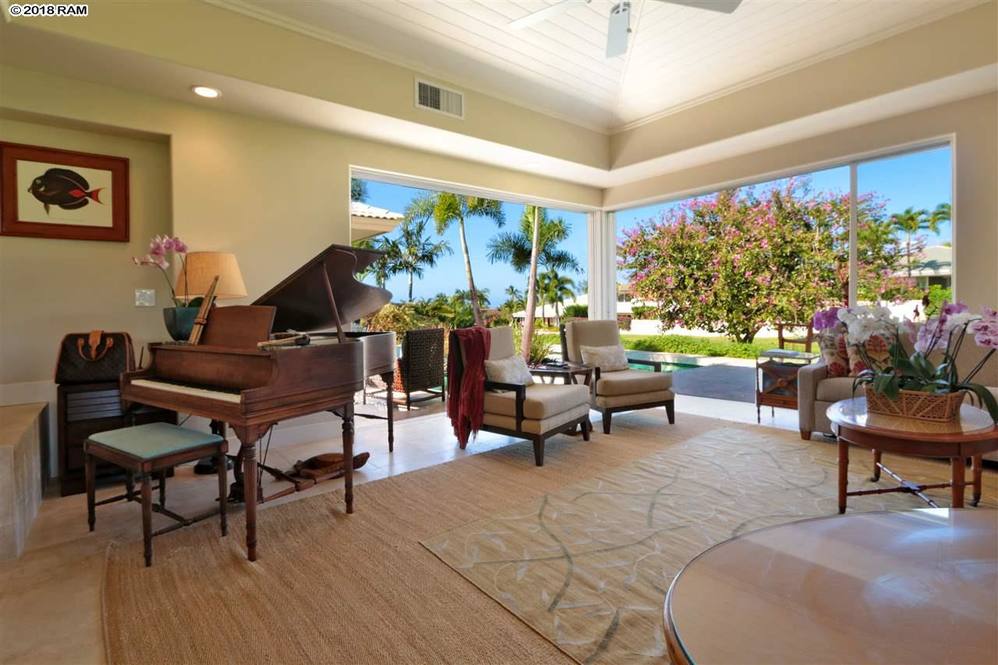 163 W Ikea Kai Pl House for Sale in Kihei 380713 Robert Hasson