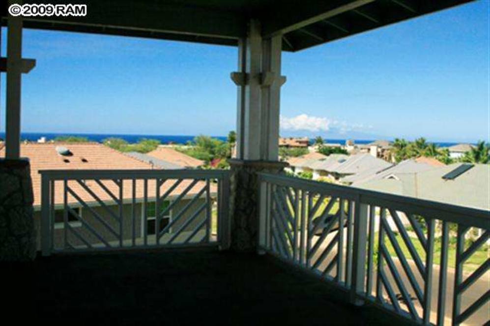 20 Laukahi ST House for Sale in Kihei 337697 David W. Richardson