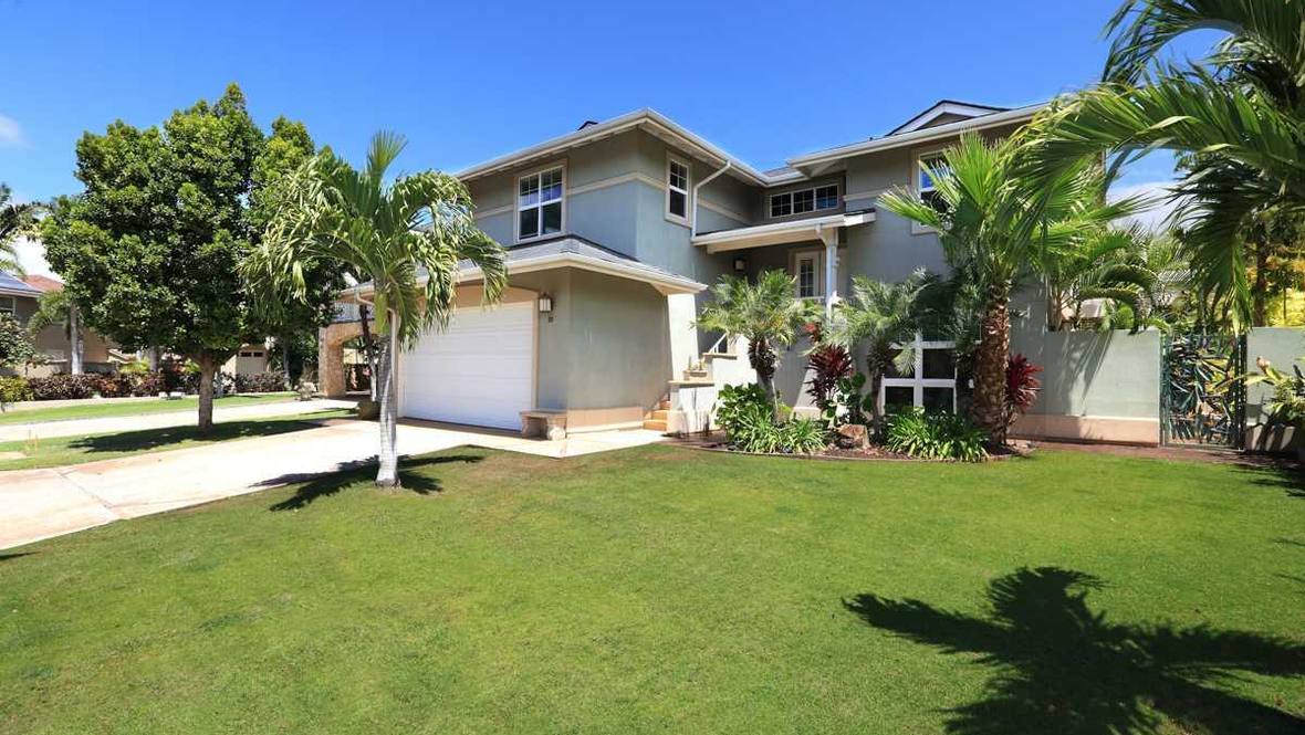 69 Laukahi St House for Sale in Kihei 382257 Leslie Mackenzie