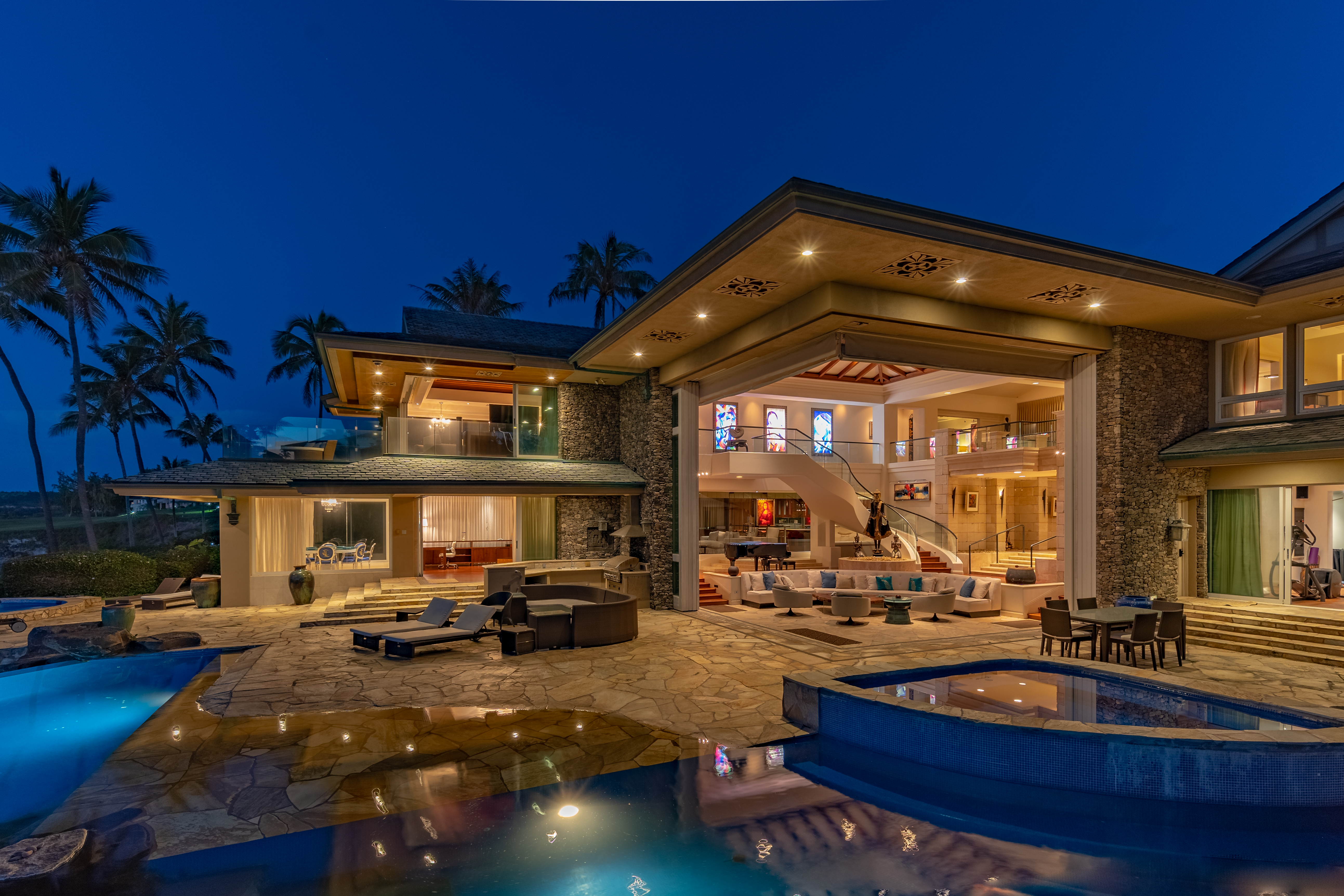 Hawaii Waterfront - Real Estate and Apartments for Sale ...