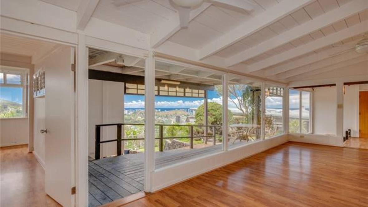 1446 Alewa Drive E House for Sale in Honolulu 201914012 Heather