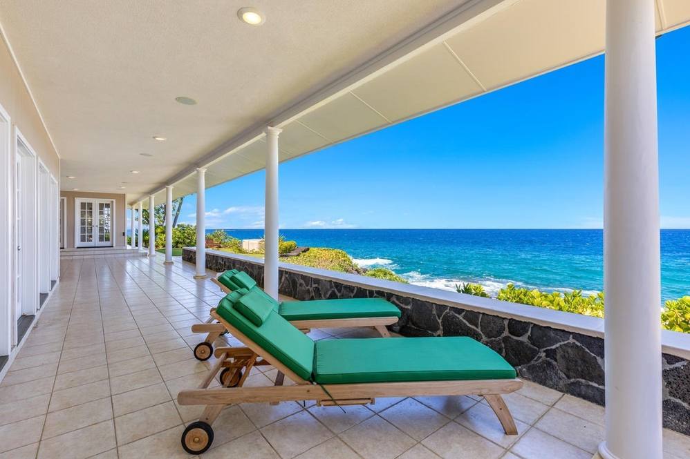 776556 ALII DR House for Sale in KAILUAKONA 627364 Carrie