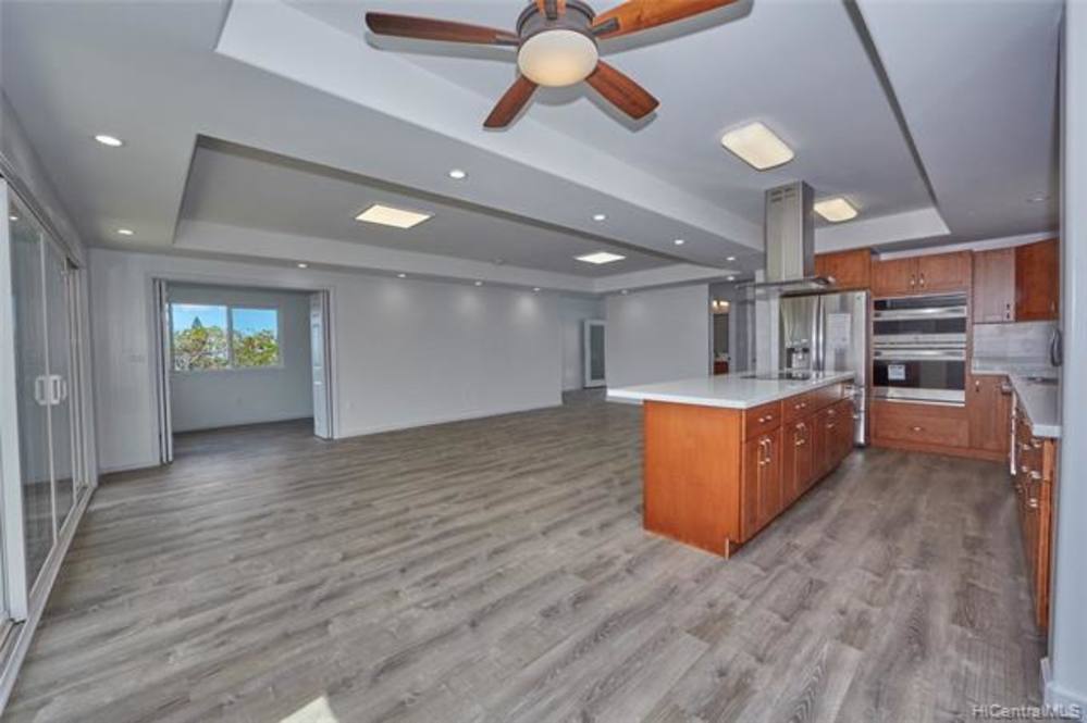 2160 Awikiwiki Place House for Sale in Pearl City 201914034