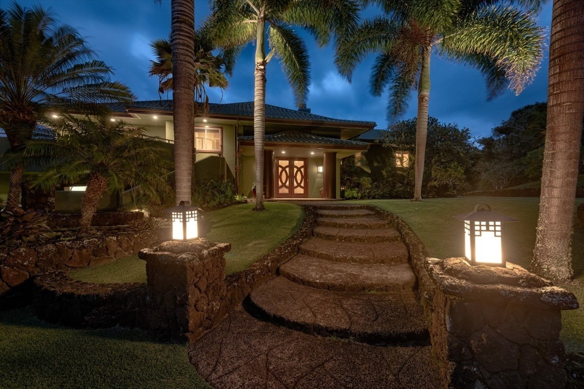 4228 N WAIAKALUA ST B & C a luxury Single Family Home for sale in