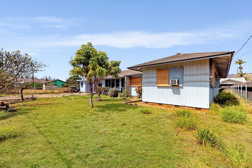 8569 KIOWEA RD House for Sale in KEKAHA 634515 JJ Leininger