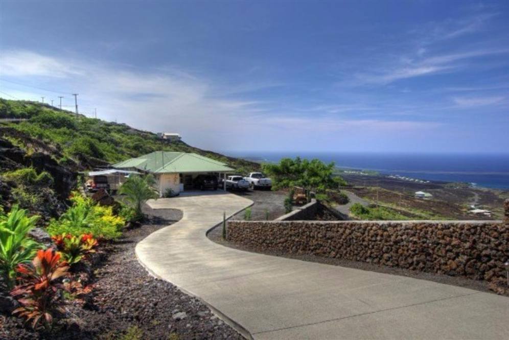 882086 MILOLII RD House for Sale in CAPTAIN COOK 288494 Tanya