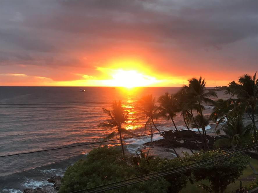 75-5782 KUAKINI HWY #402 Image 9