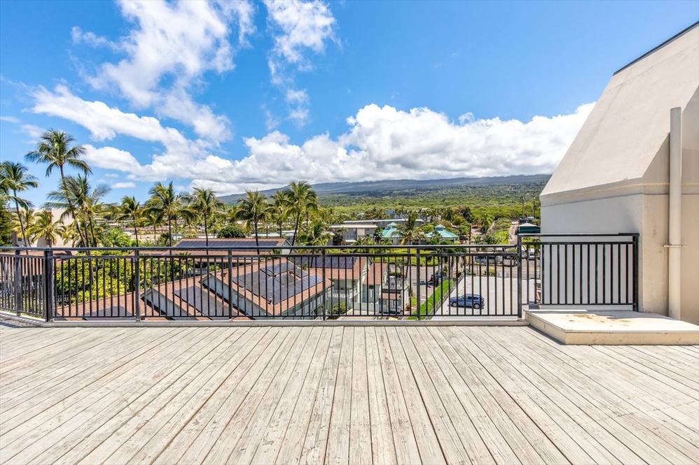 75-5782 KUAKINI HWY #402 Image 27