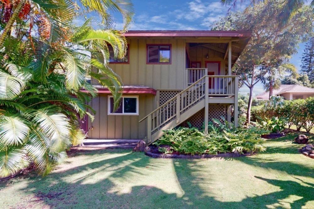 3715 KAWEONUI RD House for Sale in PRINCEVILLE 640890 Carol