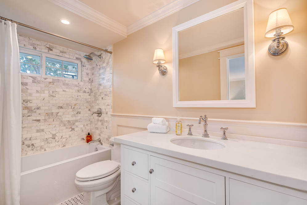 3041 Hibiscus Drive House for Sale in Honolulu 202011155 Julianna