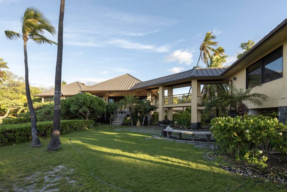 691790 PUAKO BEACH DR House for Sale in KAMUELA 647484 Jan Nores