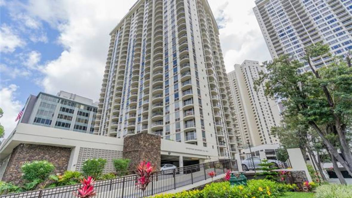 1717 Ala Wai Boulevard 304 Condo for Sale in Honolulu 202111884